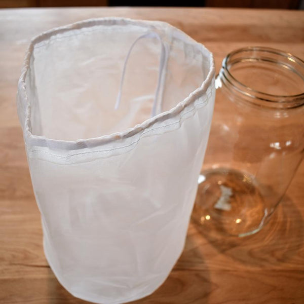 Sac filtrant et jarre de 4 litres